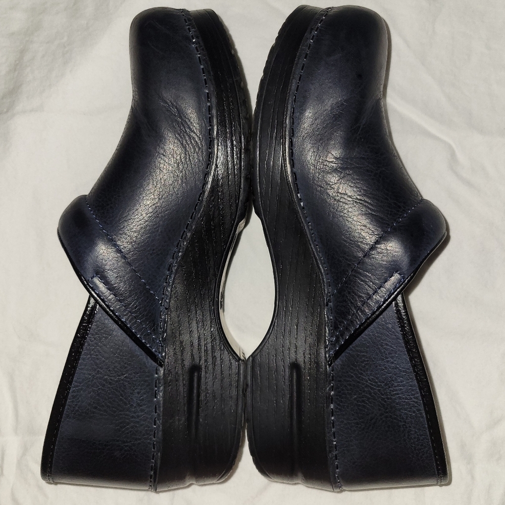 DANSKO Professional Comfort Closed Back Clog 41 Navy